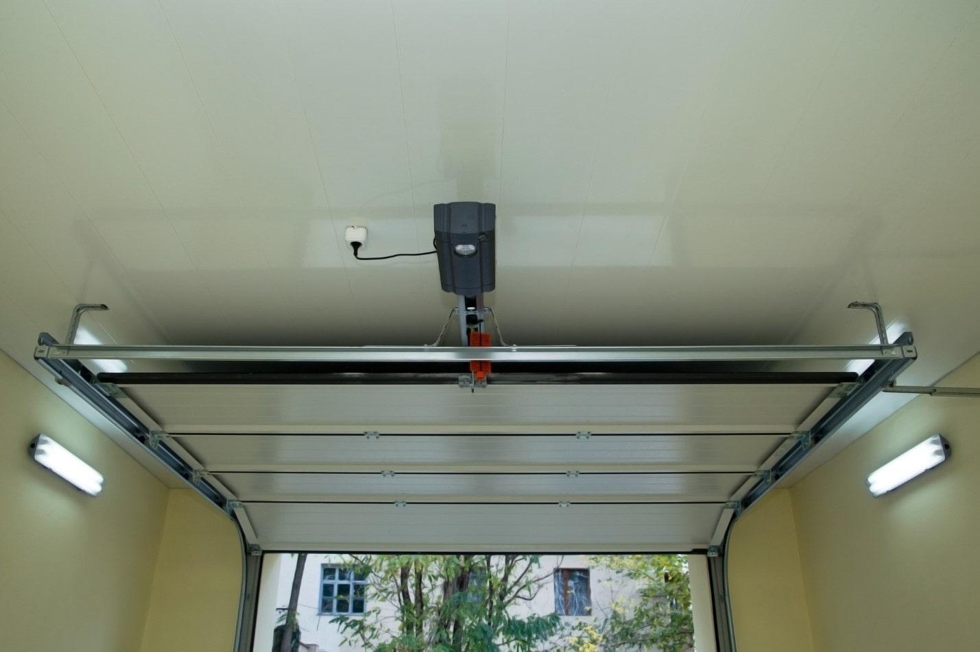 Common Reasons Why The Garage Door Is Not Closing